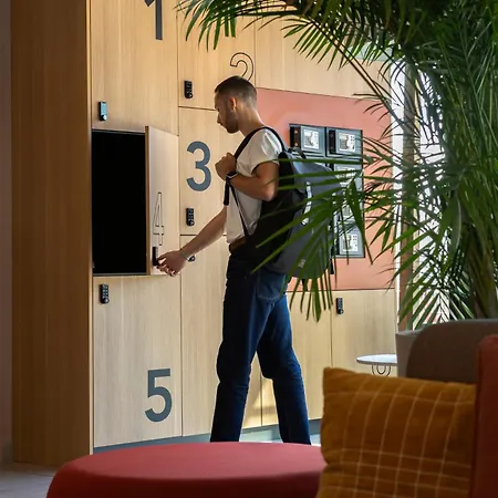 Szálloda Nomad 3*