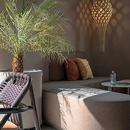 Hotell Nomad 3*