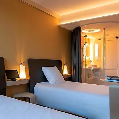 Nomad Hotell
